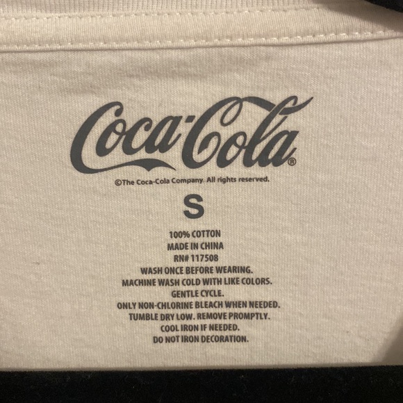 CocaCola Tshirt - Picture 2 of 3